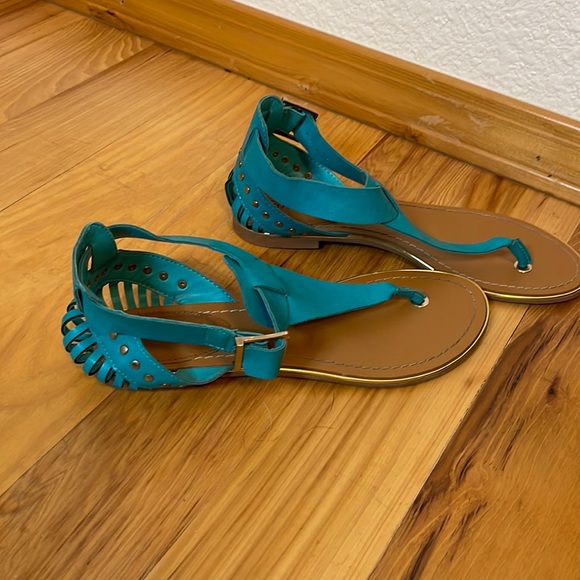 Teal sandals - Picture 1 of 2
